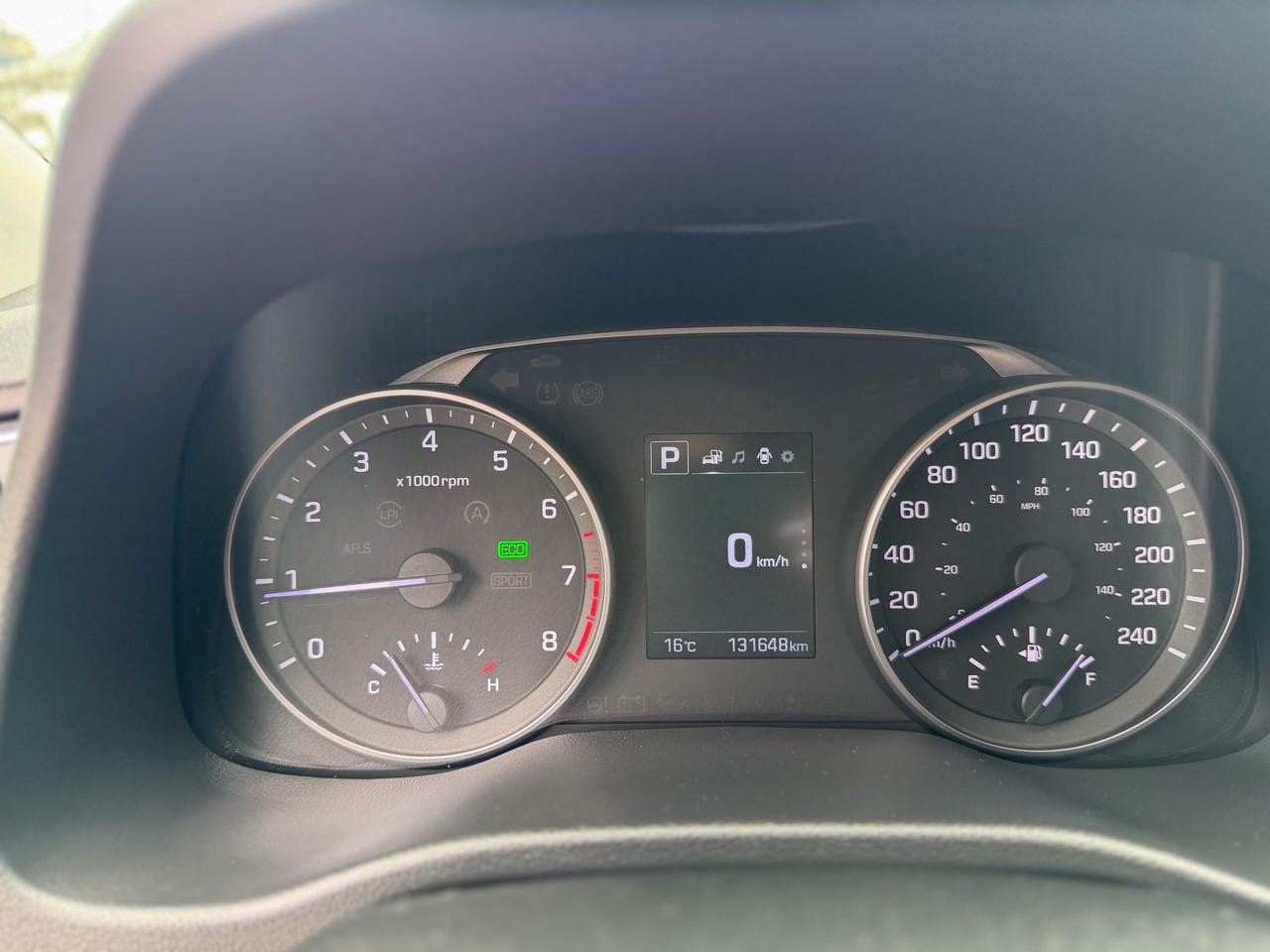 2017 Hyundai Elantra GLS/BSM/CAMERA/ROOF/LOW KM/NO ACCIDENTS/2.0L Photo