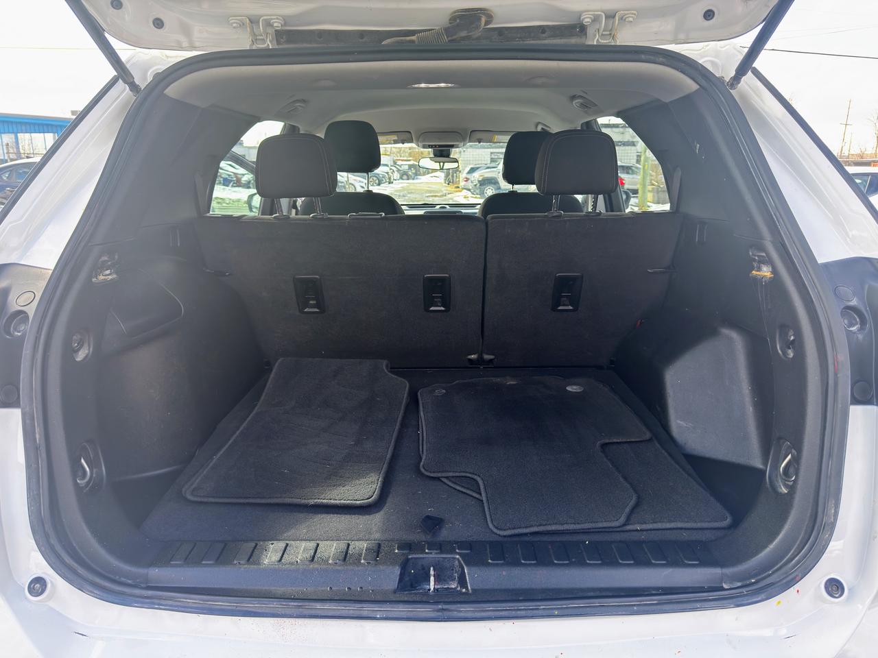 2021 Chevrolet Equinox LS Photo