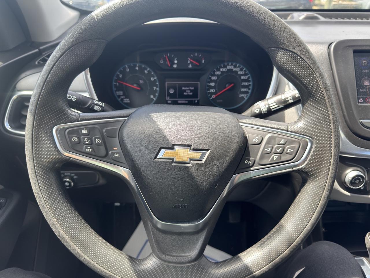 2021 Chevrolet Equinox LS Photo