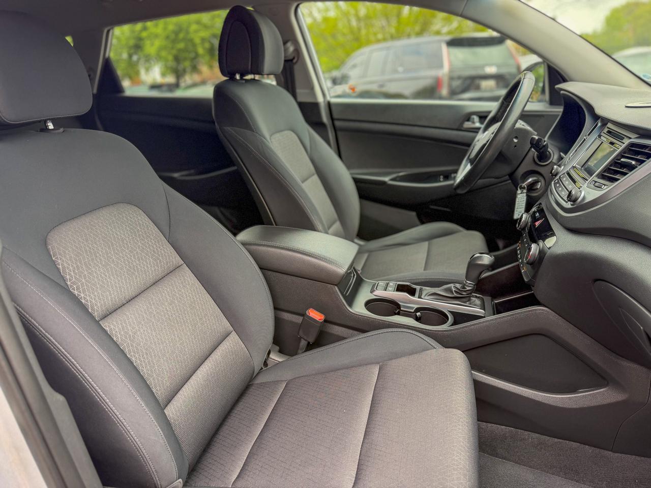 2017 Hyundai Tucson Premium/AWD/LOW KM/BSM/CAMERA/2.0L/HEATED SEATS Photo