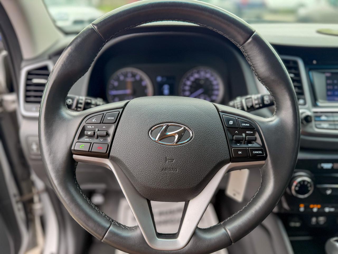 2017 Hyundai Tucson Premium/AWD/LOW KM/BSM/CAMERA/2.0L/HEATED SEATS Photo