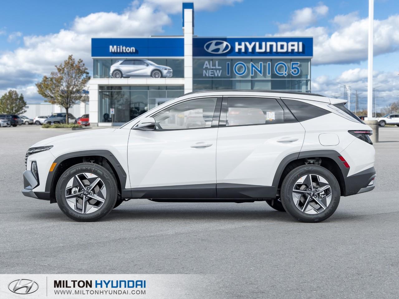 2026 Hyundai Tucson Preferred w/Trend Package 4dr All-Wheel Drive Photo2