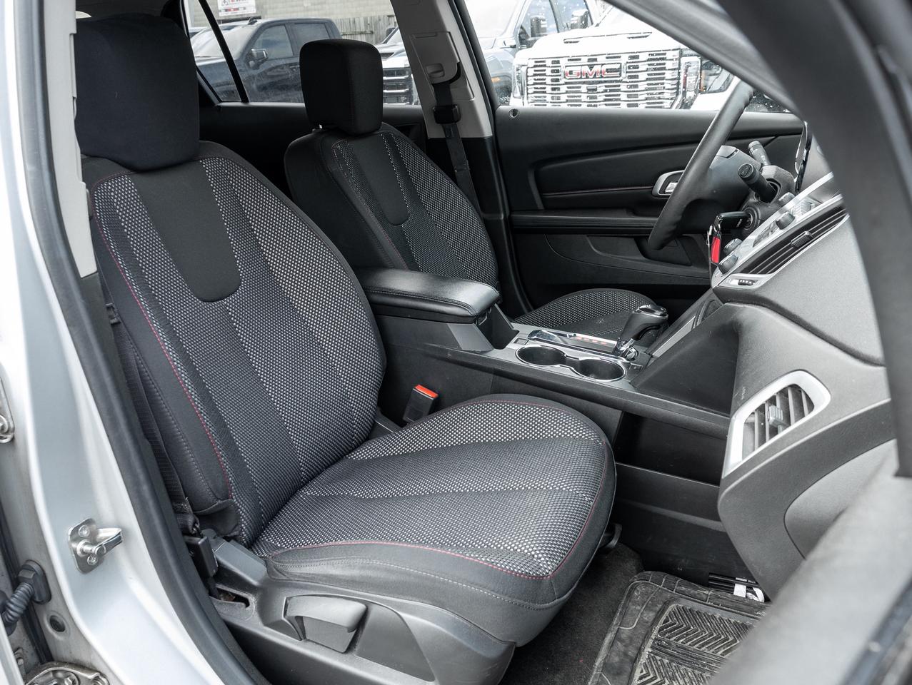 2017 GMC Terrain FWD   CLEAN CARFAX   CERTIFIED Photo