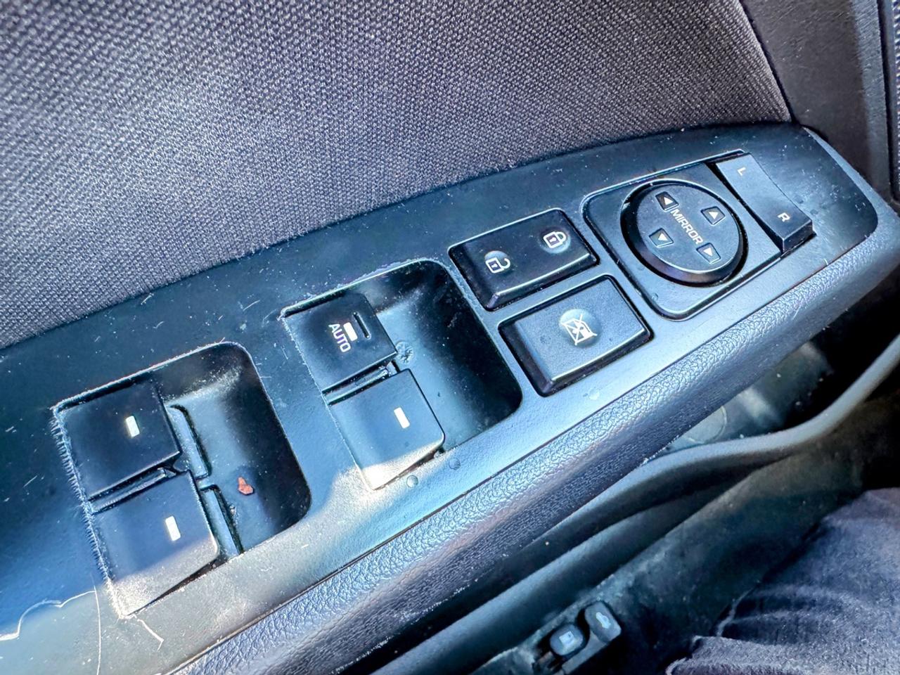 2019 Hyundai Elantra Limited Photo