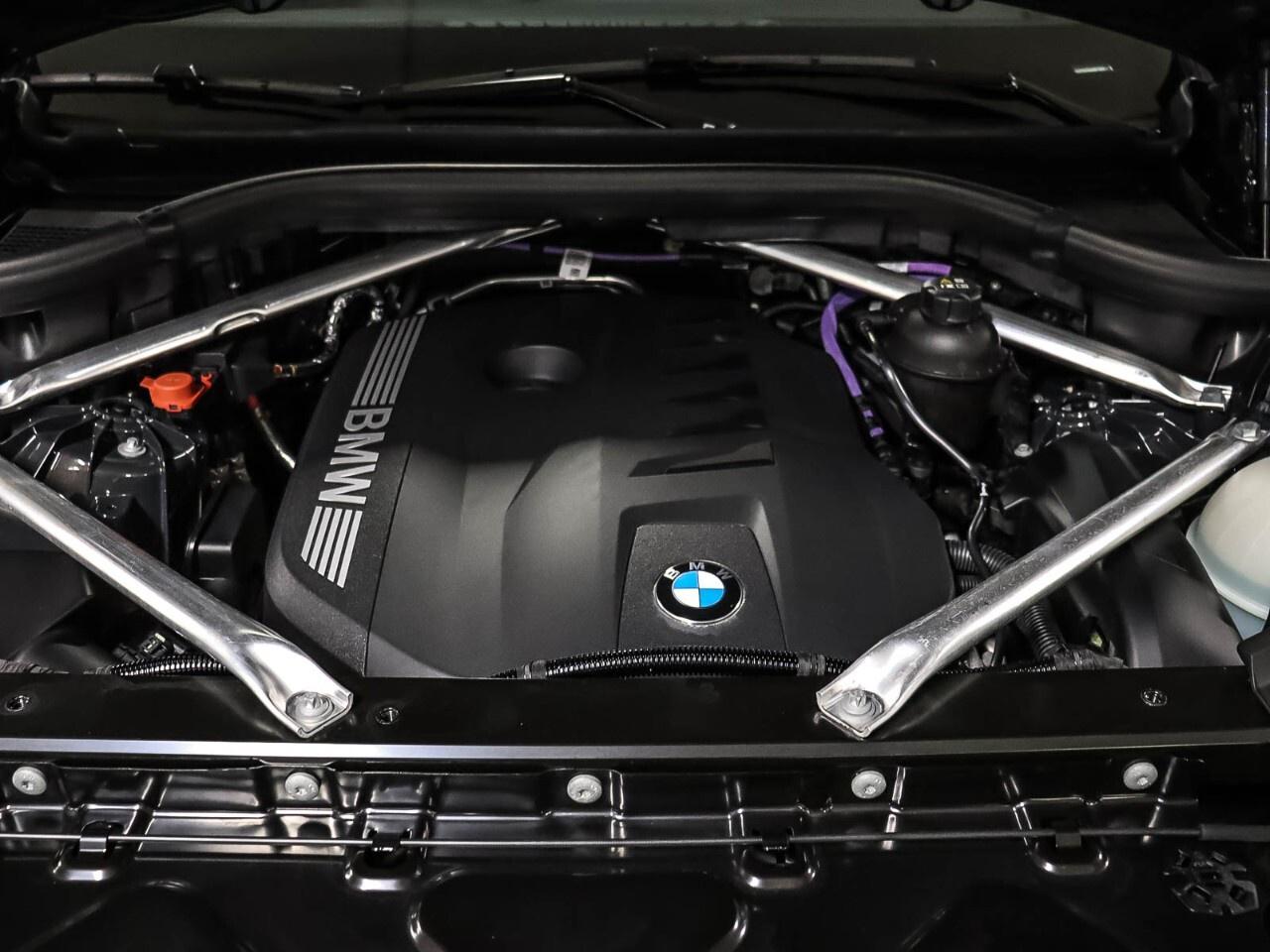 2025 BMW X6 xDrive40i Sports Activity Coupe Photo