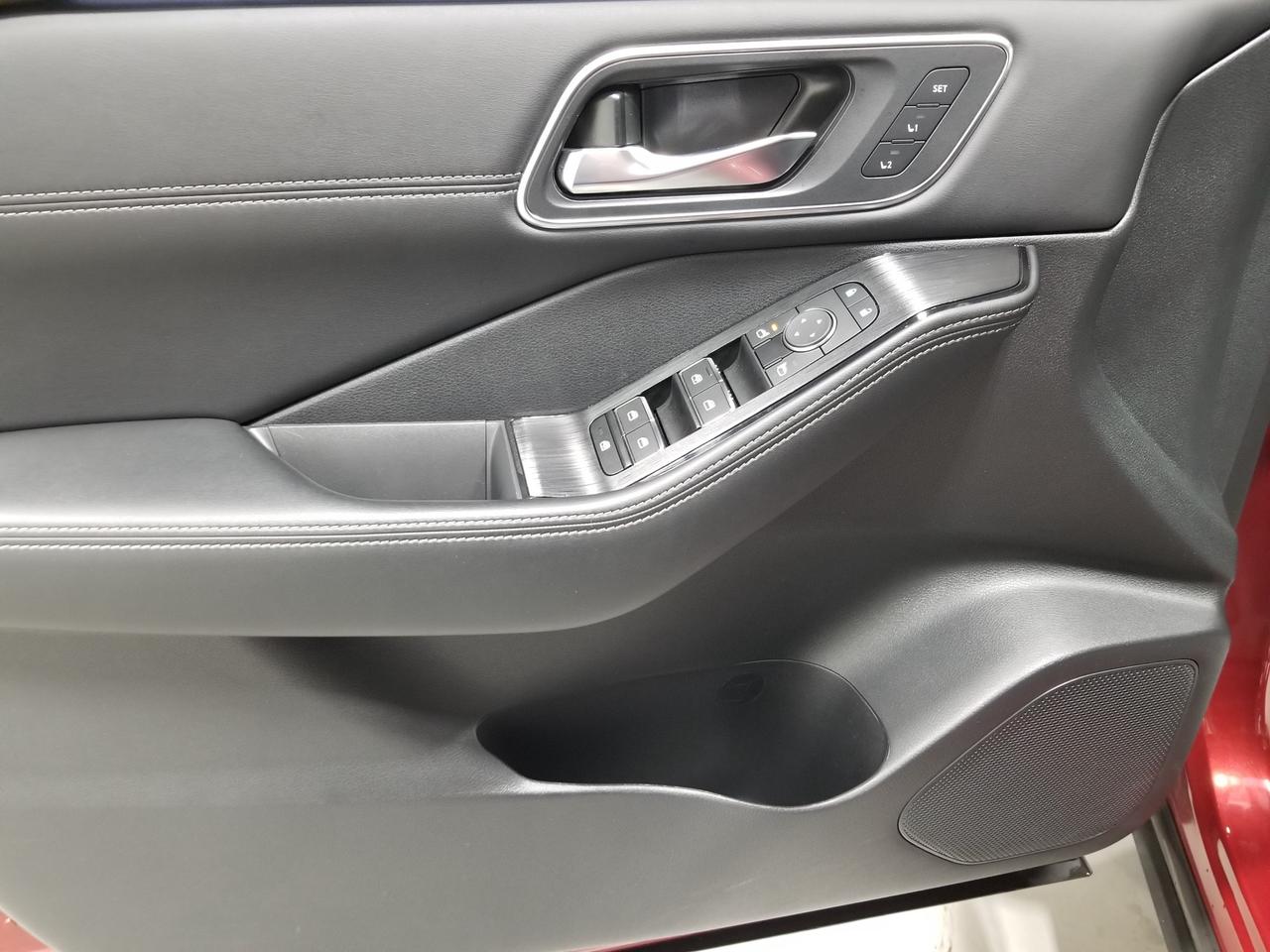 2023 Nissan Rogue Platinum 4dr All-Wheel Drive Sport Utility Photo