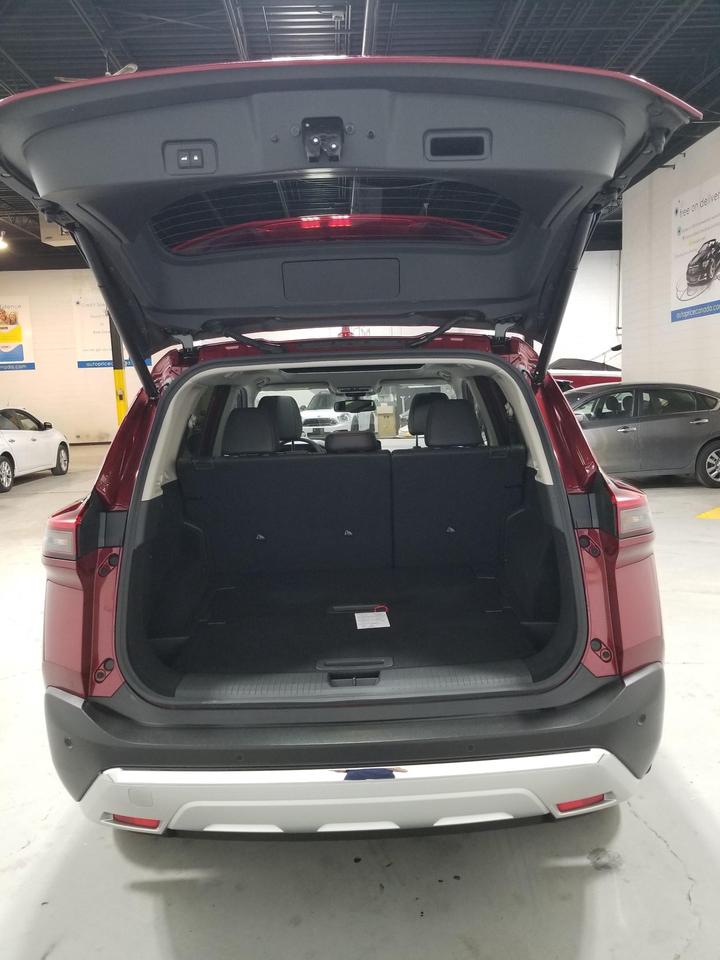 2023 Nissan Rogue Platinum 4dr All-Wheel Drive Sport Utility Photo