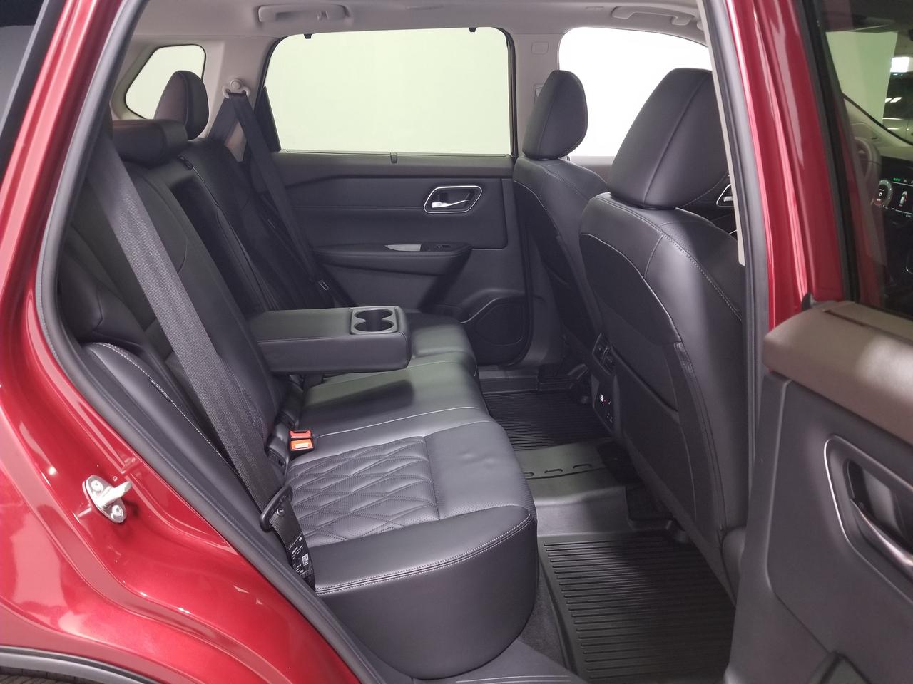 2023 Nissan Rogue Platinum 4dr All-Wheel Drive Sport Utility Photo