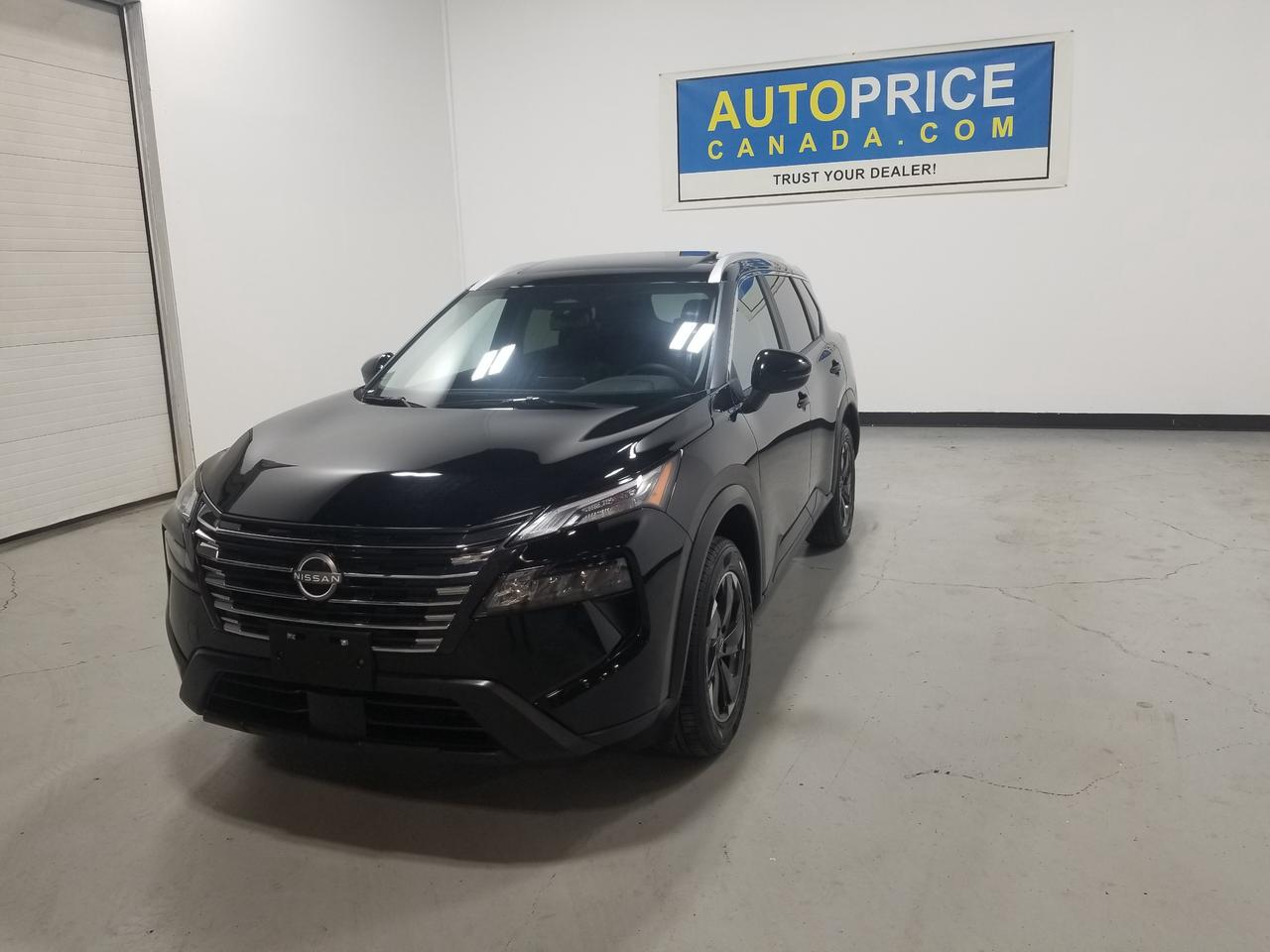 2025 Nissan Rogue SV Moonroof 4dr All-Wheel Drive Sport Utility Photo2