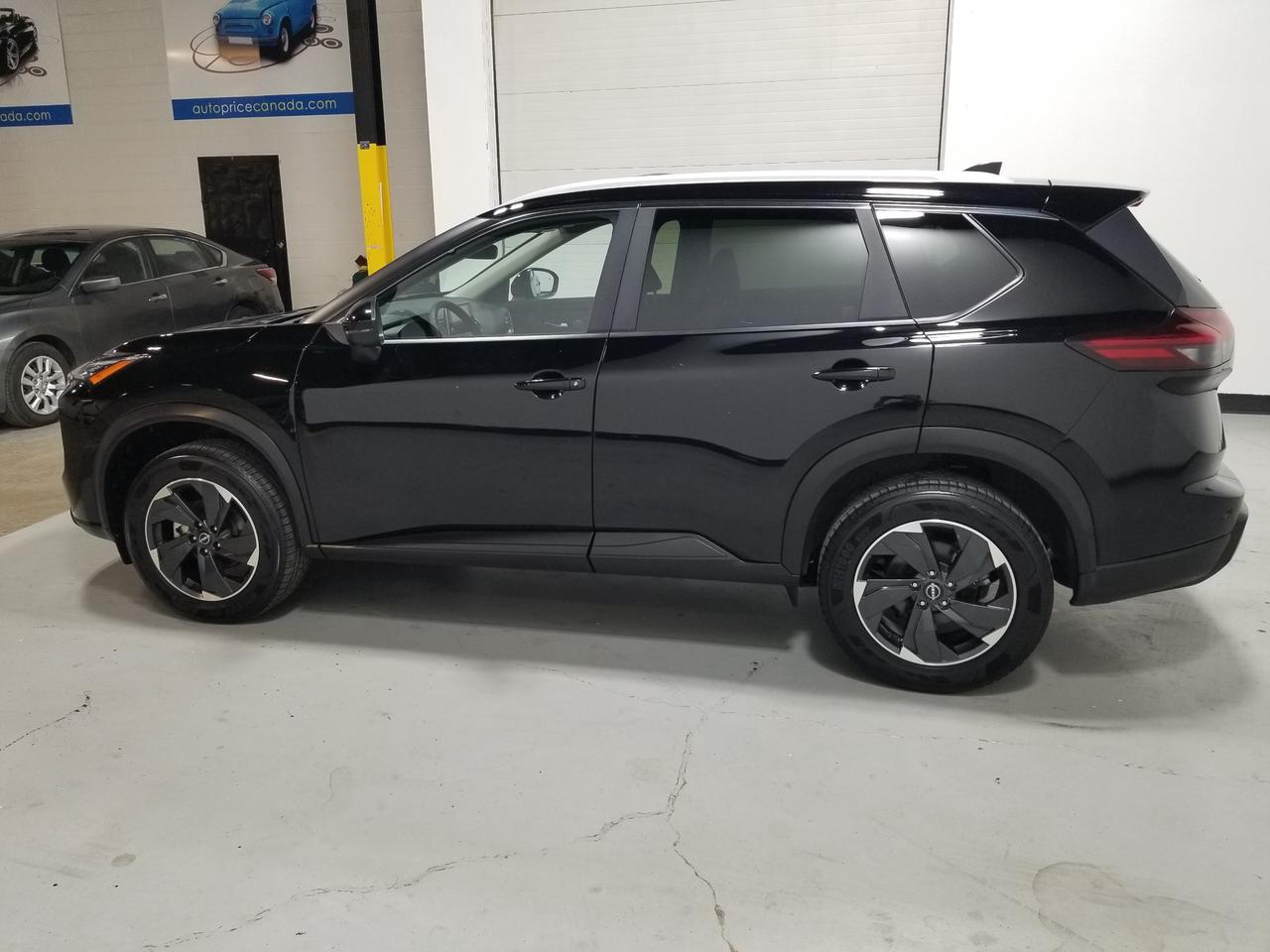 2025 Nissan Rogue SV Moonroof 4dr All-Wheel Drive Sport Utility Photo