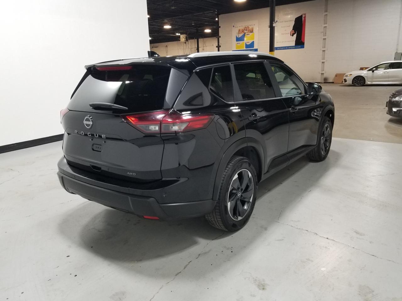2025 Nissan Rogue SV Moonroof 4dr All-Wheel Drive Sport Utility Photo