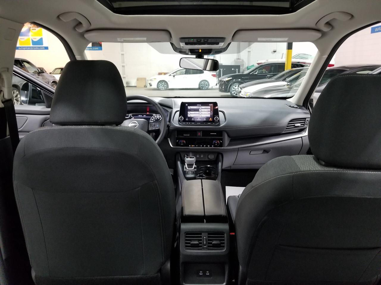 2025 Nissan Rogue SV Moonroof 4dr All-Wheel Drive Sport Utility Photo