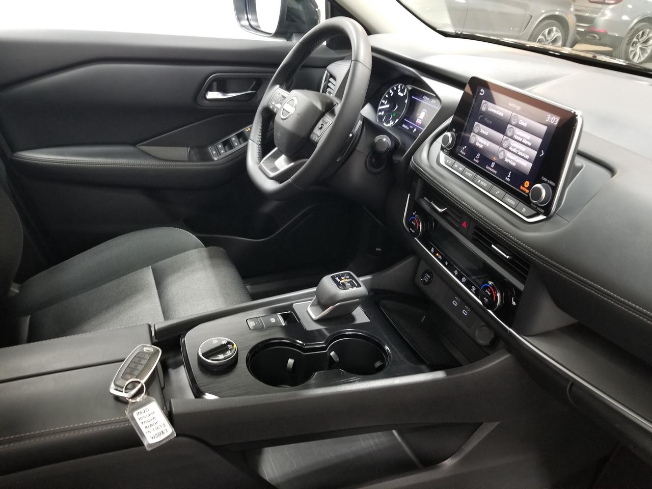 2025 Nissan Rogue SV Moonroof 4dr All-Wheel Drive Sport Utility Photo