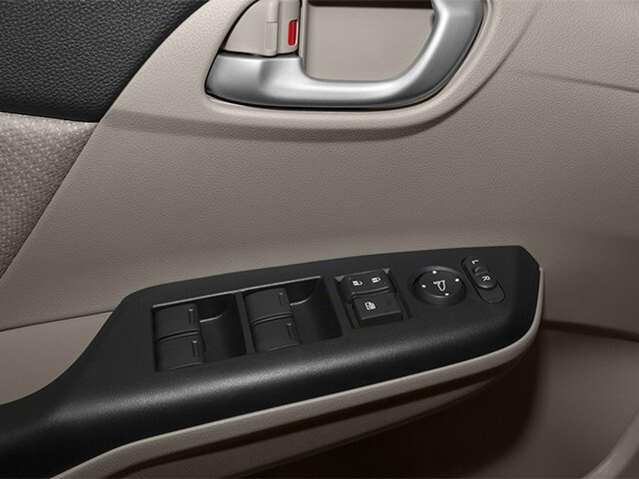 2013 Honda Civic LX Automatic Photo