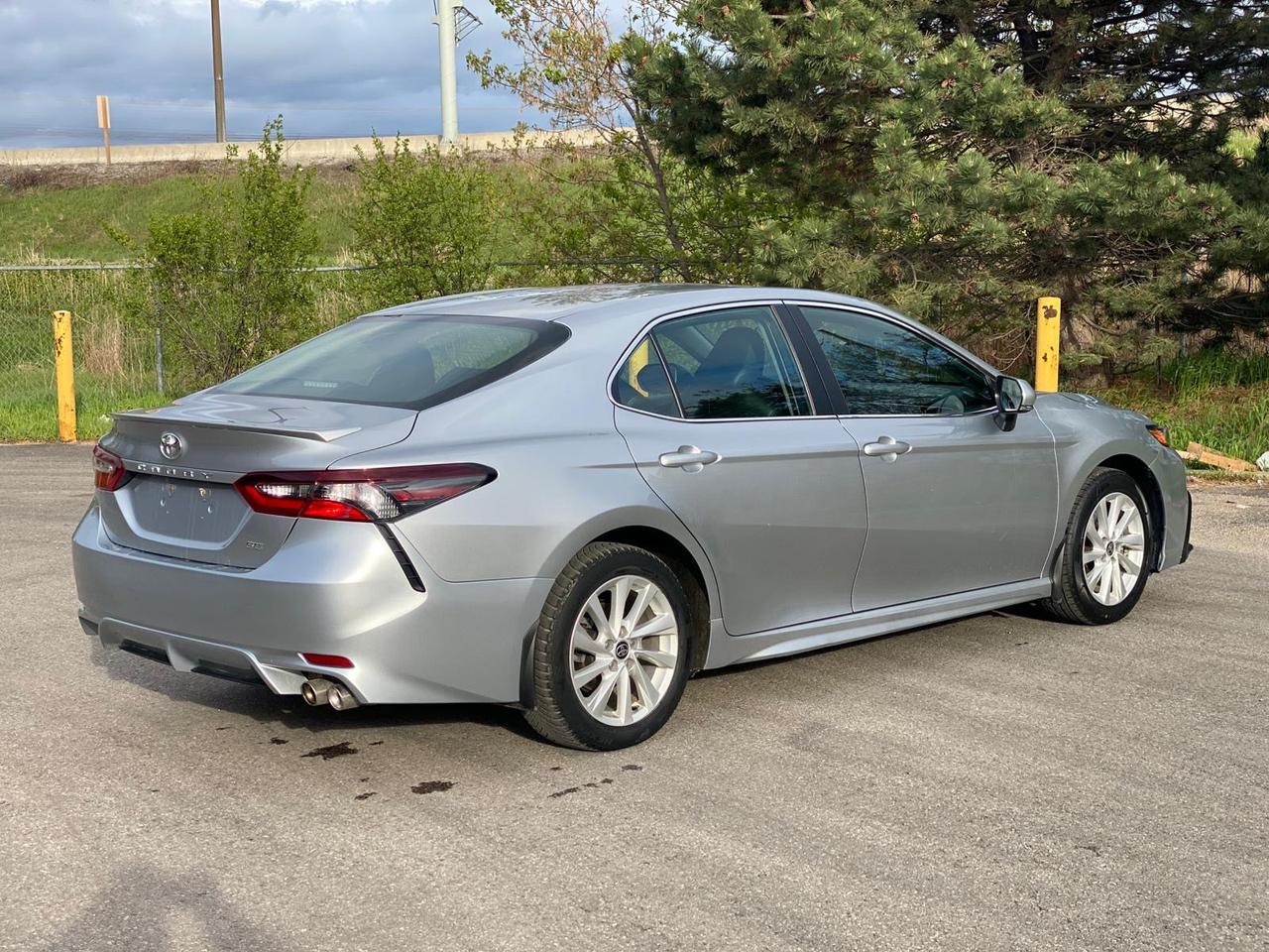 2024 Toyota Camry SE | LEATHER Photo
