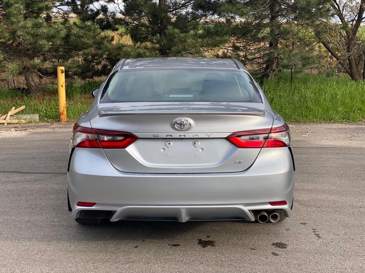 2024 Toyota Camry SE | LEATHER Photo