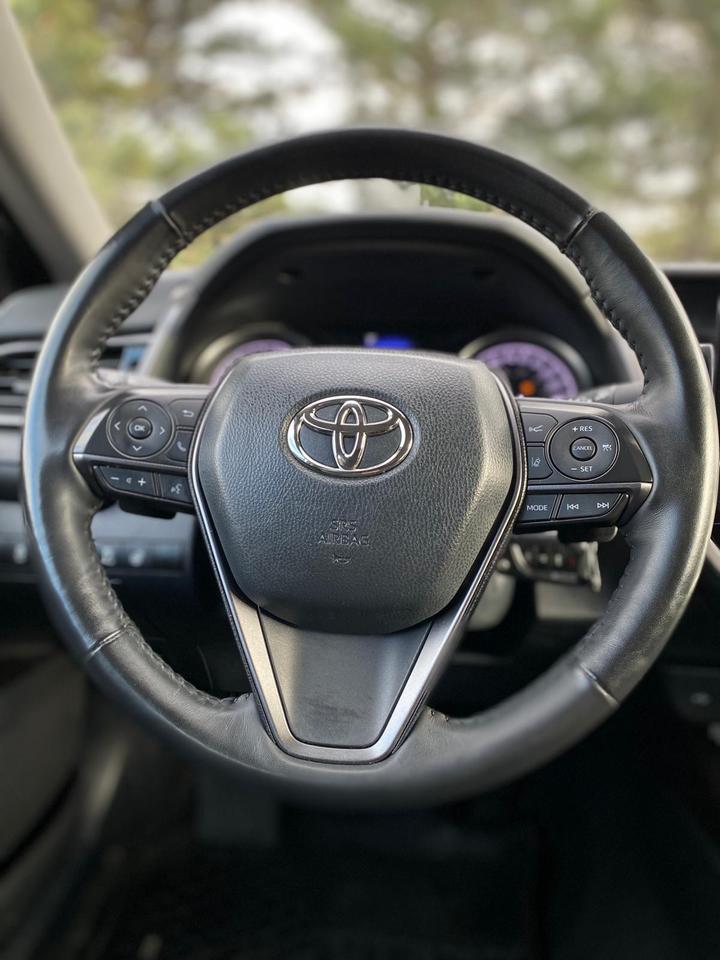 2024 Toyota Camry SE | LEATHER Photo