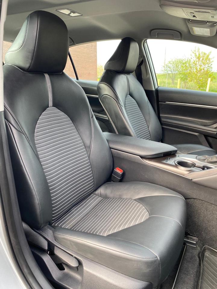 2024 Toyota Camry SE | LEATHER Photo