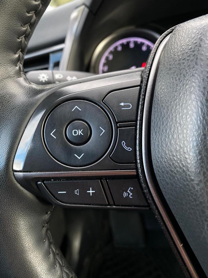 2024 Toyota Camry SE | LEATHER Photo