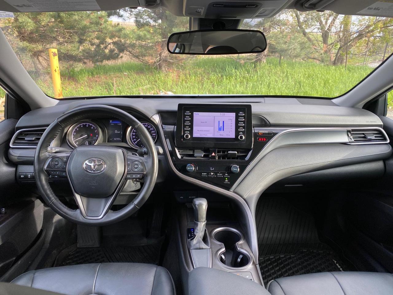 2024 Toyota Camry SE | LEATHER Photo