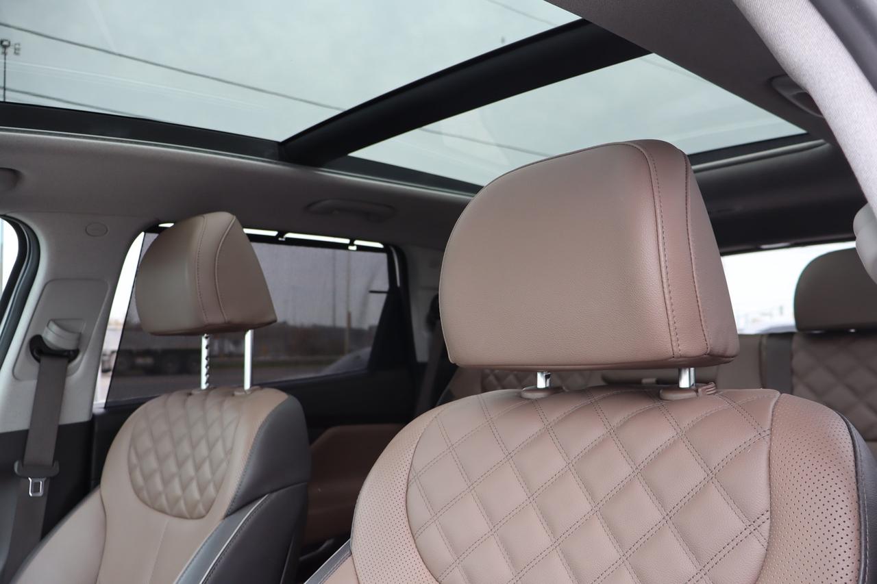 2023 Hyundai Santa Fe Plug-In Hybrid Luxury AWD   No Accident   Clean Carfax   Moonroof Photo
