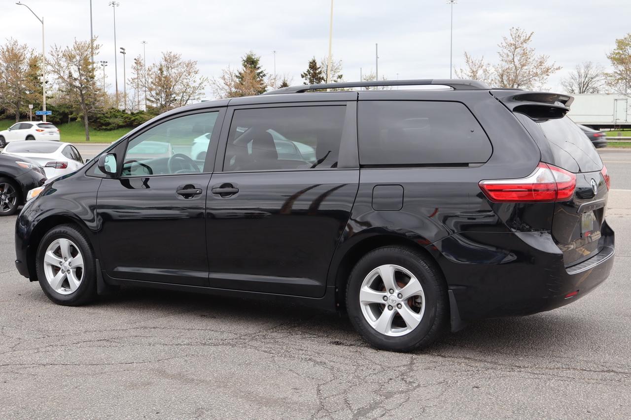 2015 Toyota Sienna 7-PASSENGER   CERTIFIED Photo4
