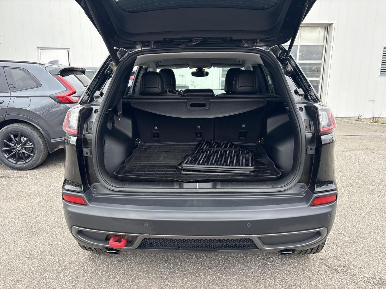 2020 Jeep Cherokee Trailhawk Elite Edition Photo