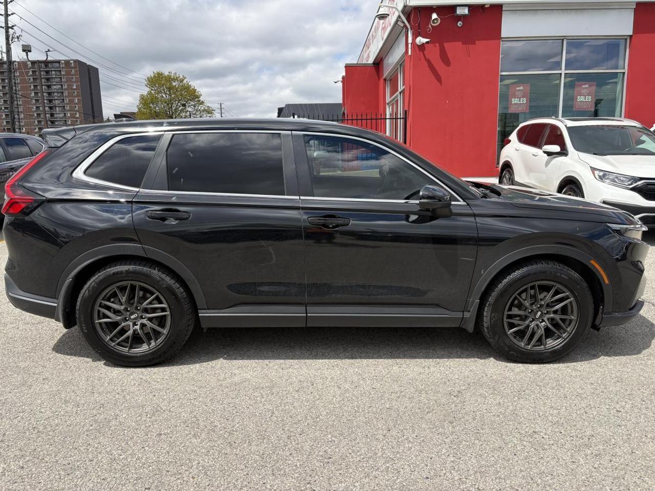 2023 Honda CR-V LX Photo