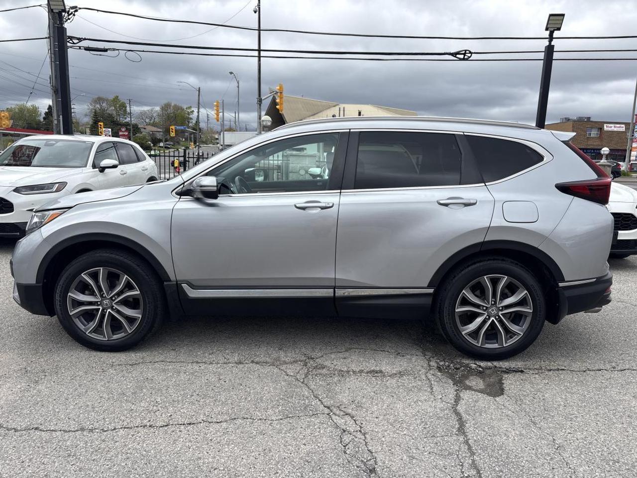 2020 Honda CR-V Touring Photo