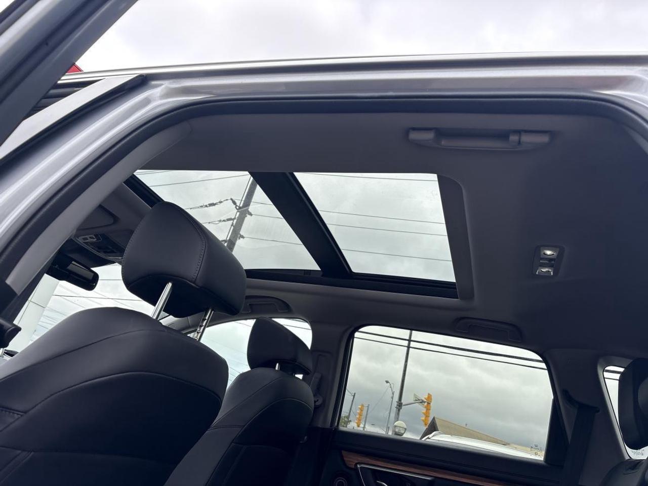 2020 Honda CR-V Touring Photo