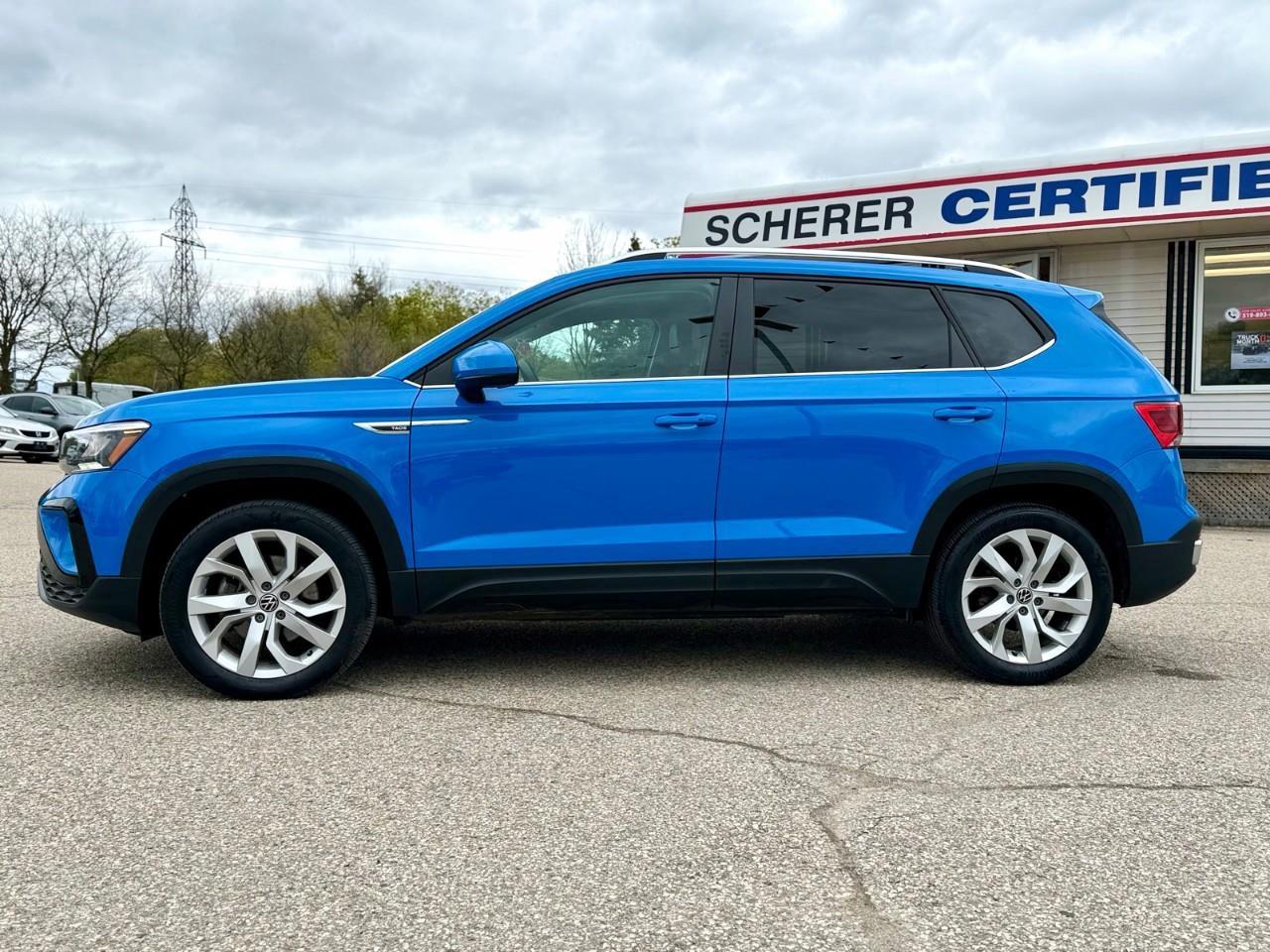 2022 Volkswagen Taos Comfortline 4dr All-Wheel Drive 4MOTION Photo2