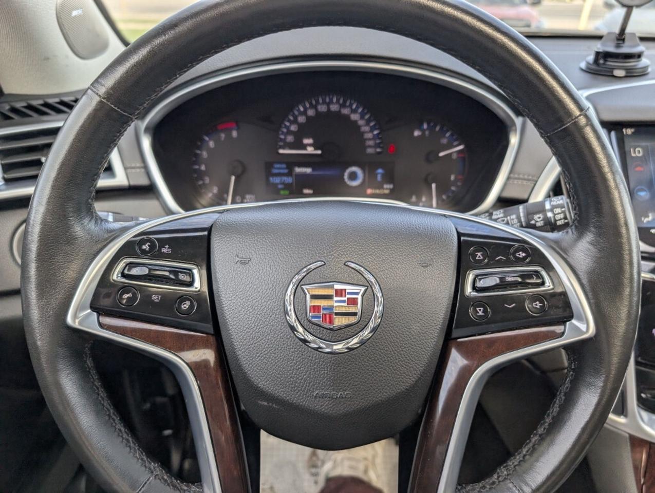 2015 Cadillac SRX AWD Luxury   NAV   LEATHER   SUNROOF   CAMERA Photo