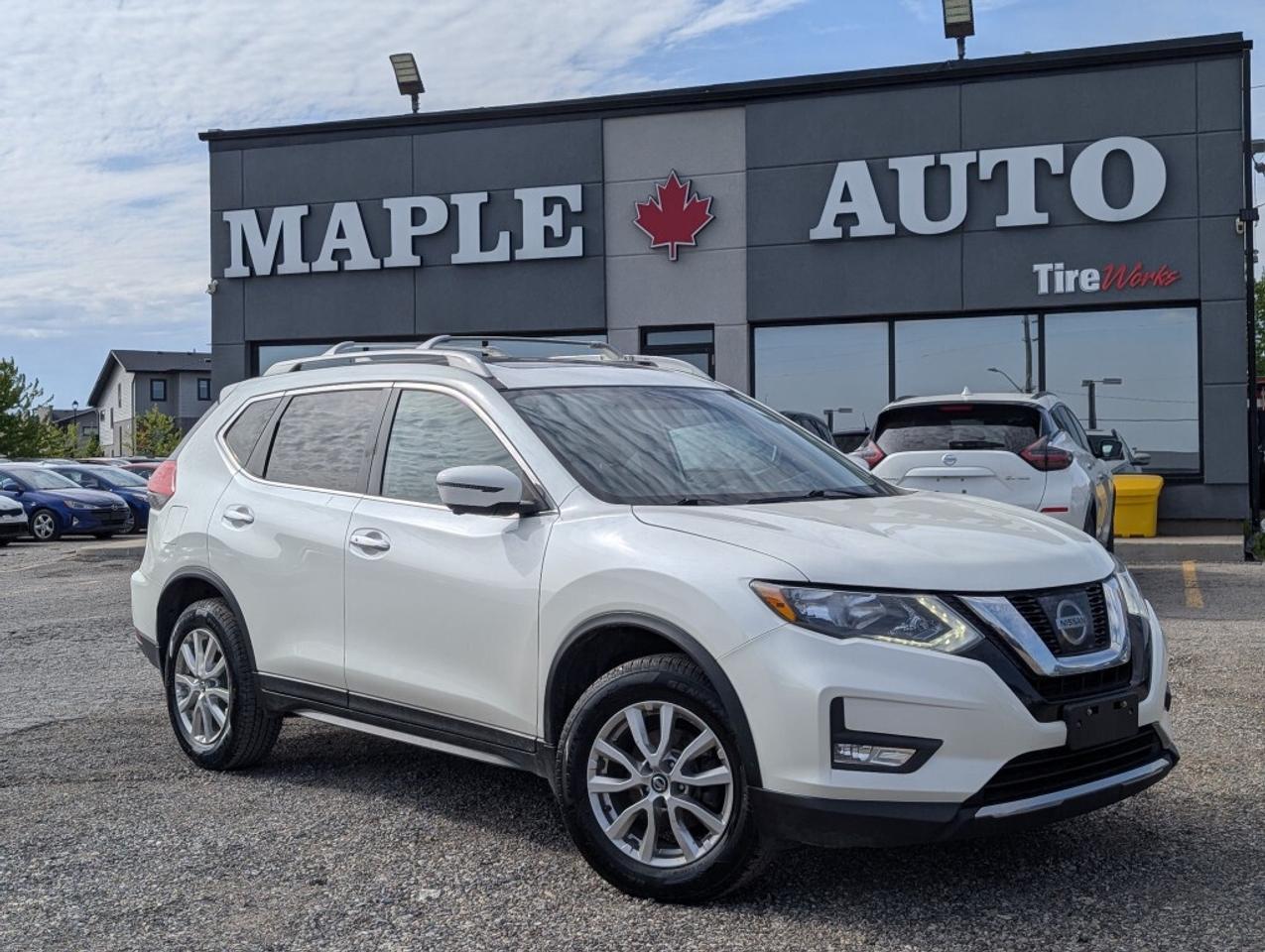 2017 Nissan Rogue SV AWD   NAV   PANO ROOF   CAMERA   RMT START Photo0