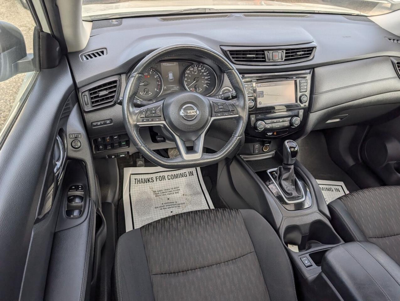 2017 Nissan Rogue SV AWD   NAV   PANO ROOF   CAMERA   RMT START Photo