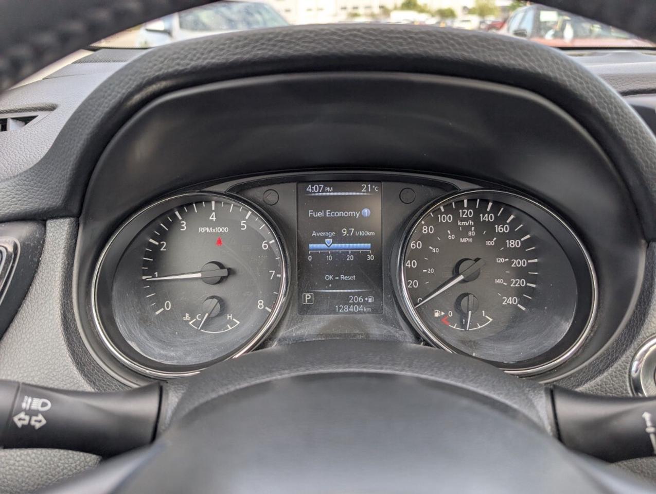 2017 Nissan Rogue SV AWD   NAV   PANO ROOF   CAMERA   RMT START Photo