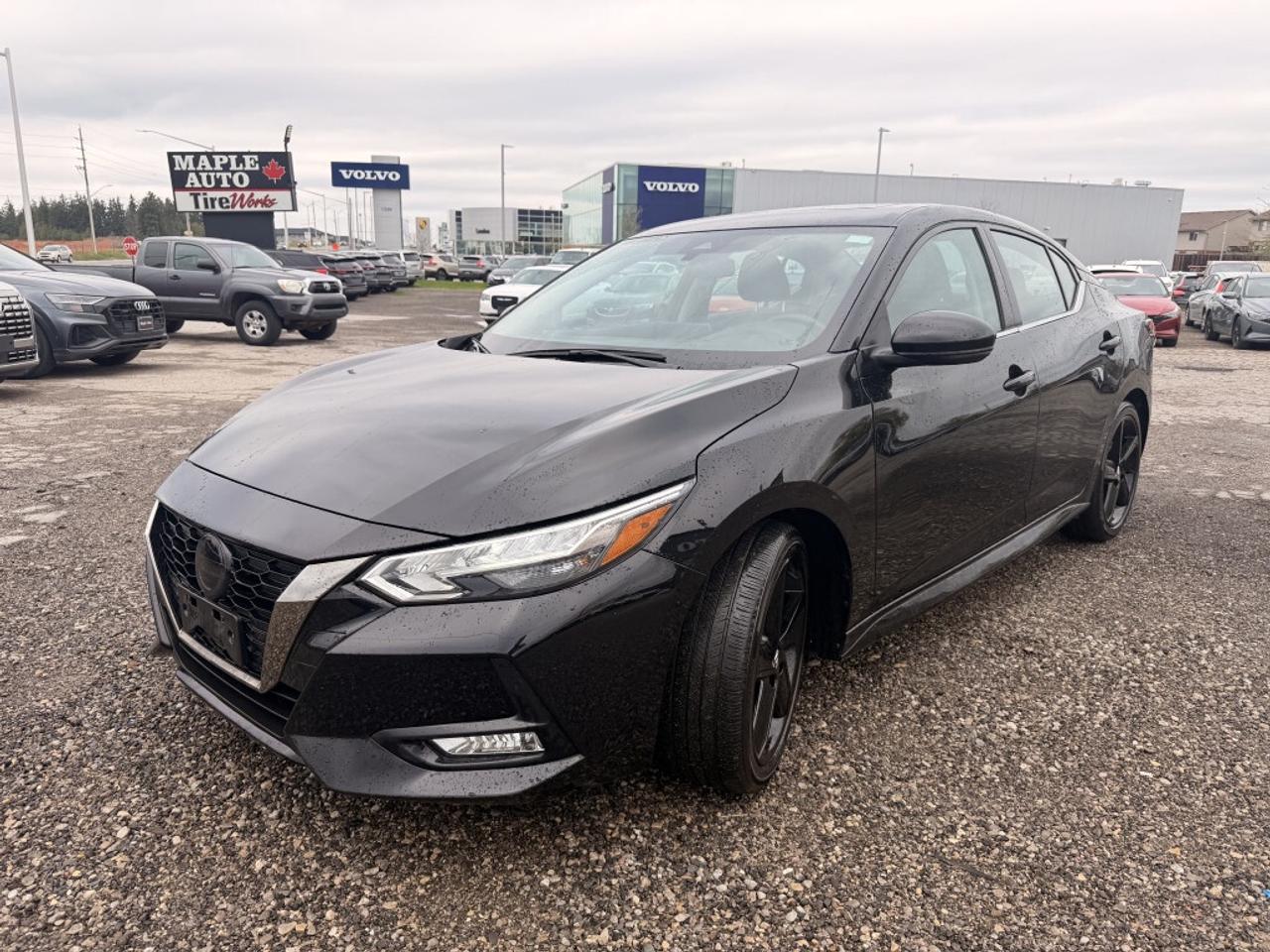2022 Nissan Sentra SR  SUNROOF HTD SEATS & STEERING CAMERA BLINDSPOT Photo2