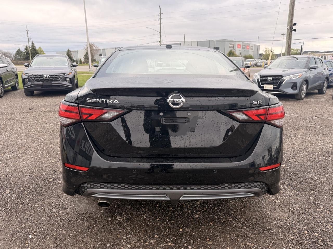 2022 Nissan Sentra SR  SUNROOF HTD SEATS & STEERING CAMERA BLINDSPOT Photo