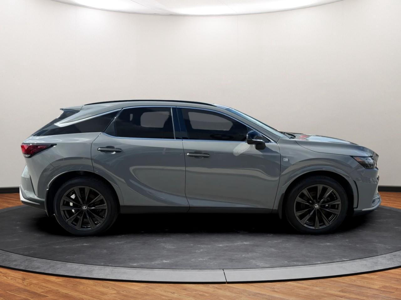 2026 Lexus RX 350H  Photo3