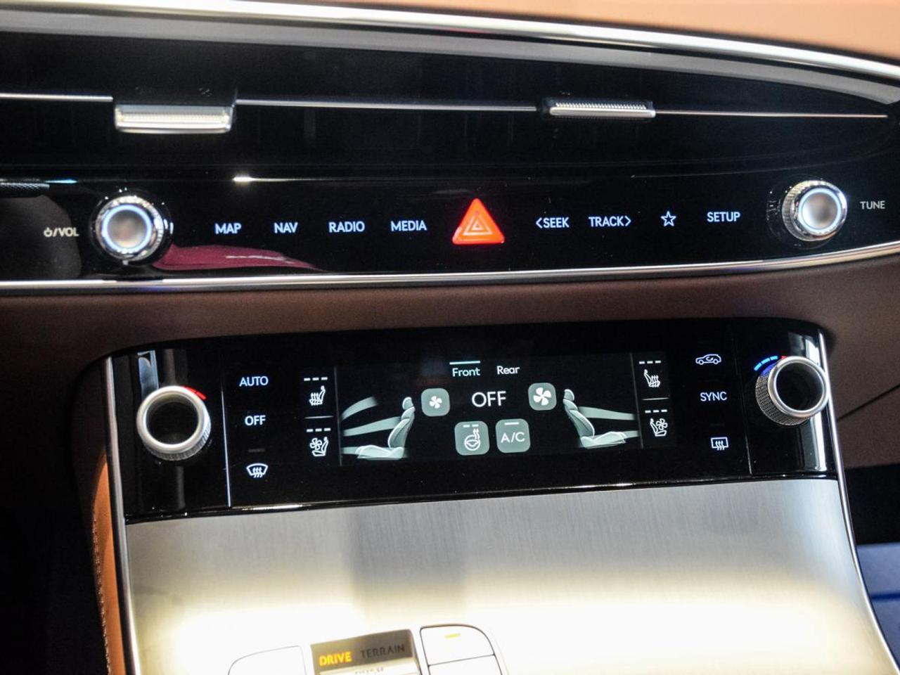 2026 Genesis GV70 2.5T Advanced Tech Pkg AWD - Showroom Unit Photo