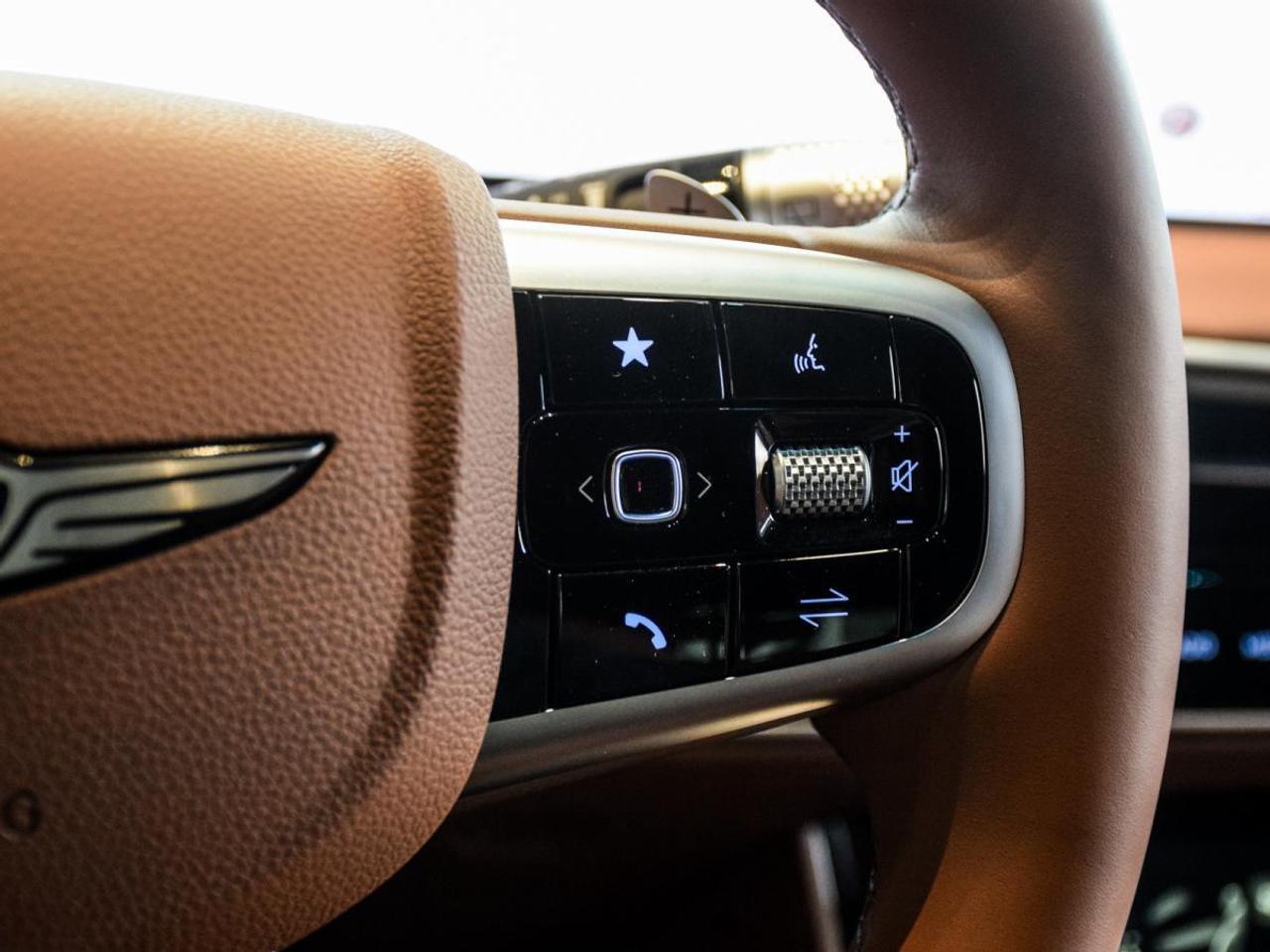 2026 Genesis GV70 2.5T Advanced Tech Pkg AWD - Showroom Unit Photo