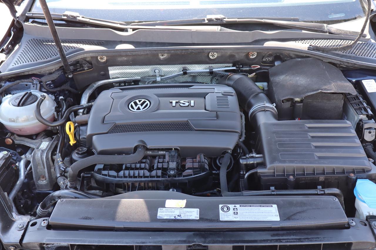 2017 Volkswagen Golf SportWagen Highline 4Motion   No Accident   Safety Certificat Photo