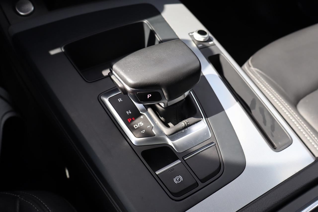 2022 Audi Q5 2.0T Progressiv Quattro Photo