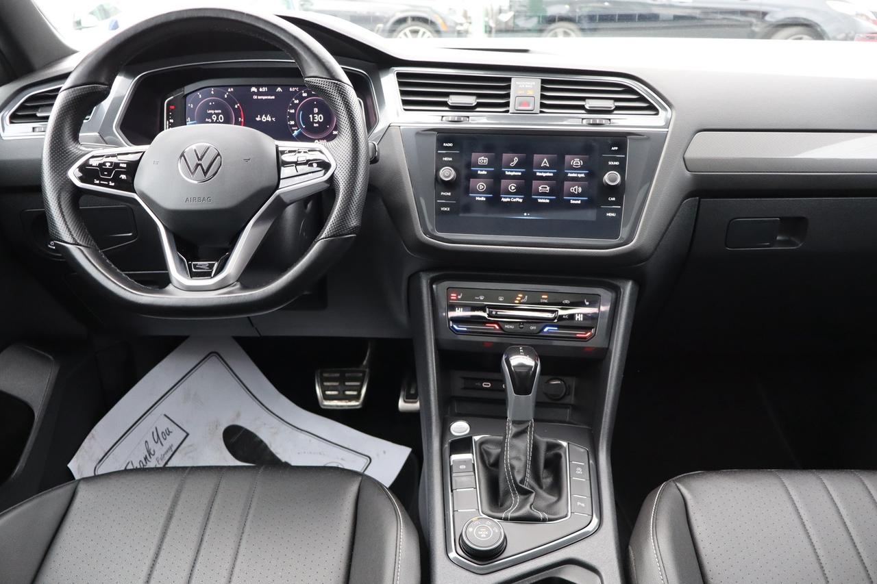 2023 Volkswagen Tiguan Comfortline R-Line Black 4MOTION   Well Maintained Photo