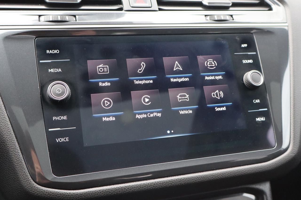 2023 Volkswagen Tiguan Comfortline R-Line Black 4MOTION   Well Maintained Photo