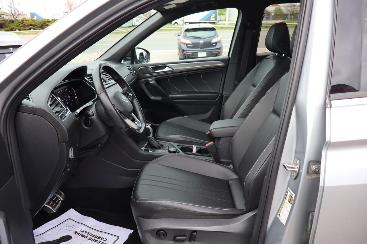 2023 Volkswagen Tiguan Comfortline R-Line Black 4MOTION   Well Maintained Photo