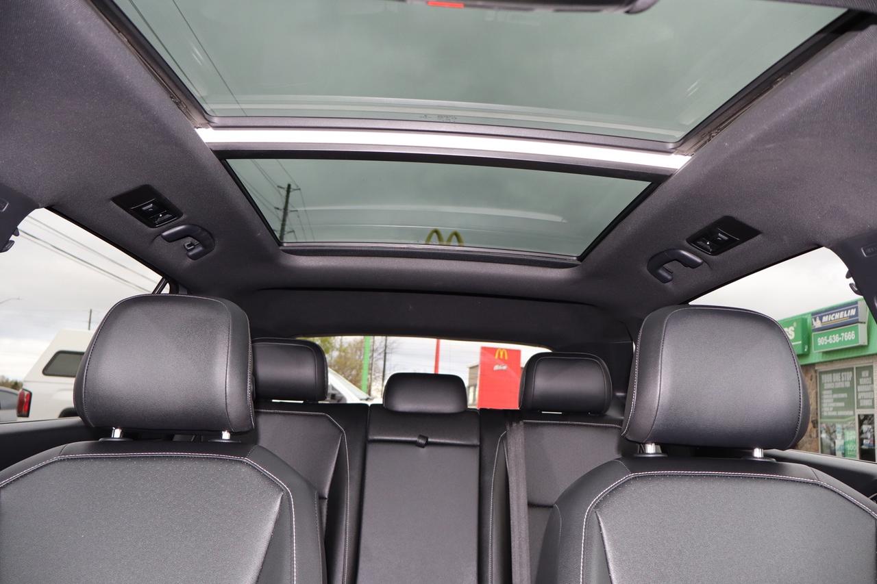 2023 Volkswagen Tiguan Comfortline R-Line Black 4MOTION   Well Maintained Photo