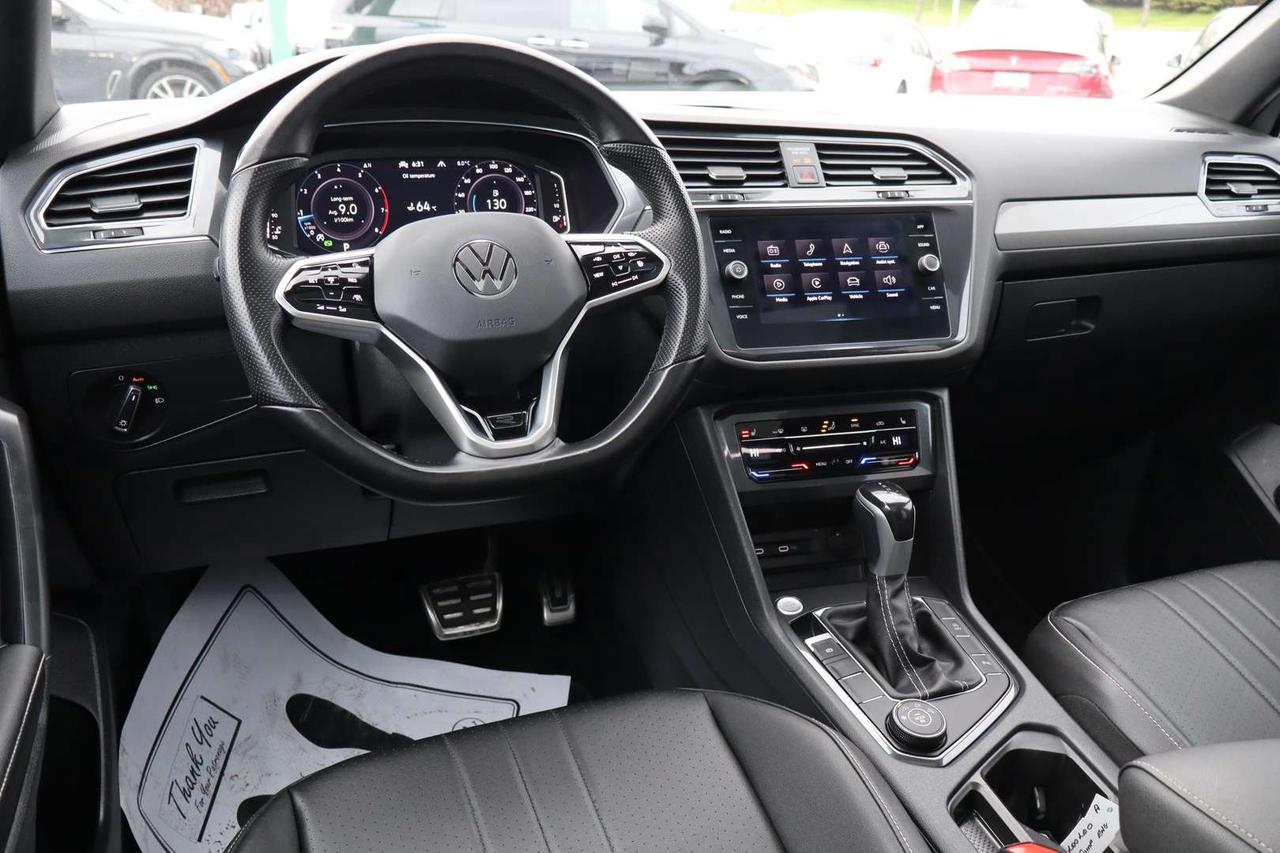 2023 Volkswagen Tiguan Comfortline R-Line Black 4MOTION   Well Maintained Photo