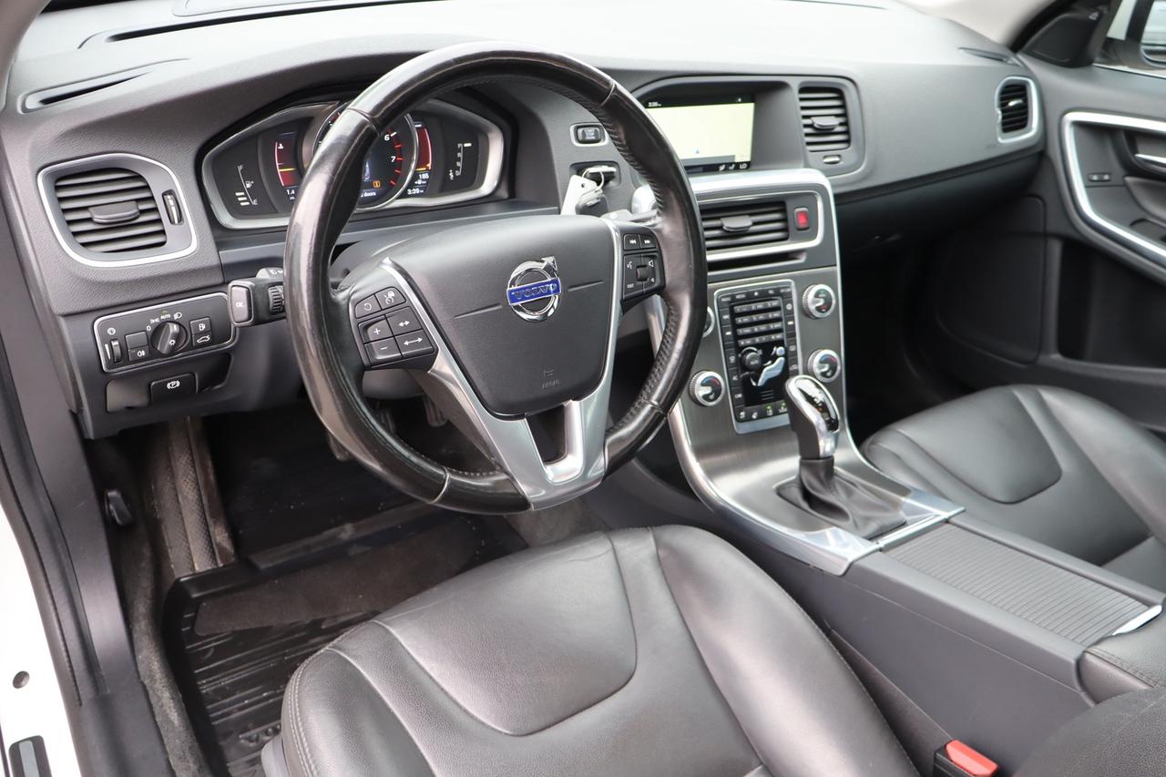 2016 Volvo S60 T5 PREMIER   AWD   SAFETY INCLUDED Photo