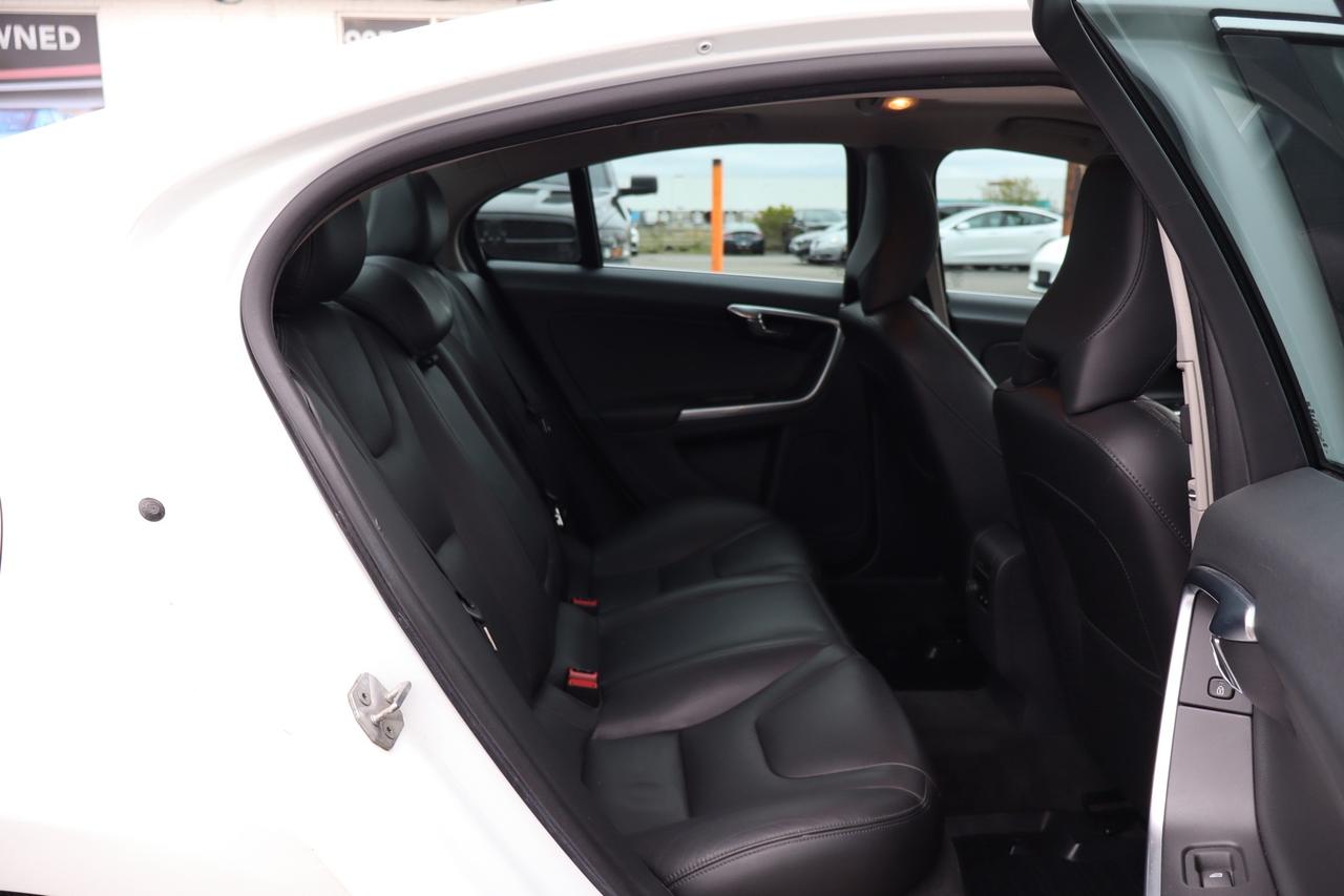 2016 Volvo S60 T5 PREMIER   AWD   SAFETY INCLUDED Photo