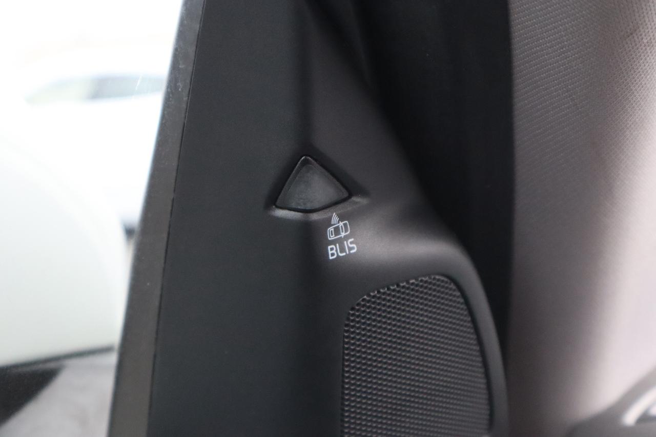 2016 Volvo S60 T5 PREMIER   AWD   SAFETY INCLUDED Photo